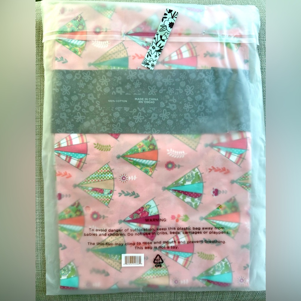 MATILDA JANE (Happy and Free) So Campy Pillowcase - NEW - Picture 5 of 6